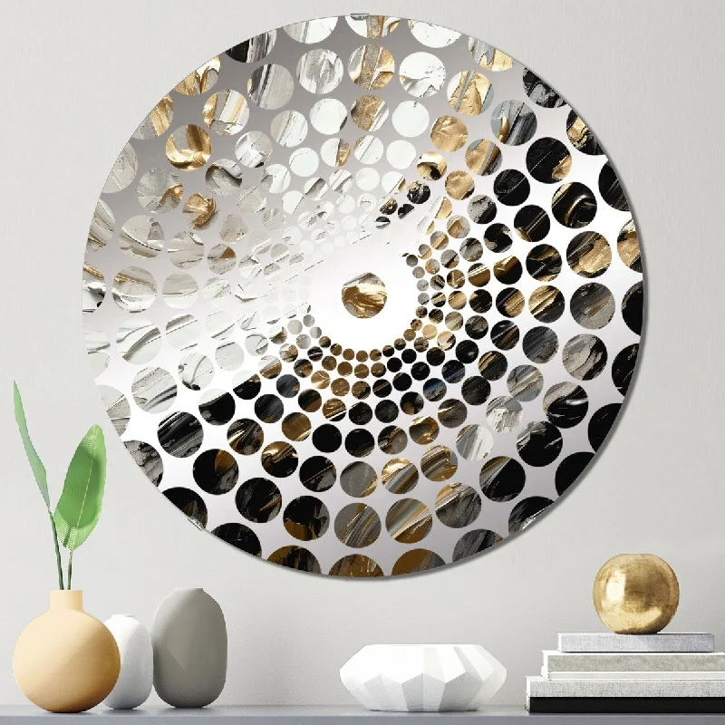 Designart "Golden Wave Reflections VI" - Modern Abstract Concentric Circles Decorative Mirror